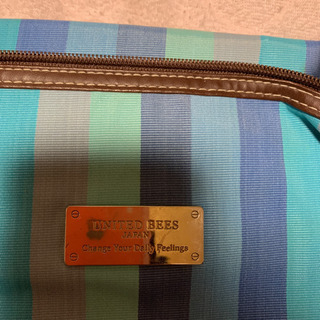 United Bees ストライプ ショルダーの画像