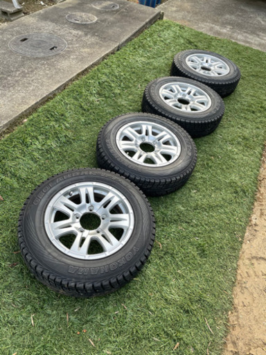 中古ホイールタイヤ 4本セット ジムニー パジェロミニ