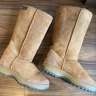 UGG BOOTS (TALL) (25cm) 値下げ！(取引確...