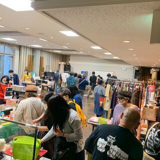 第7回 中之島うたかたレトロ市 - 大阪市