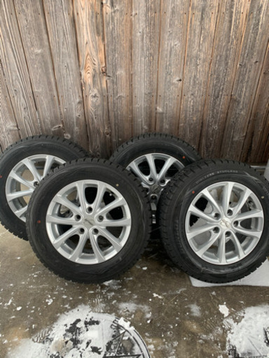 日産　冬用タイヤ