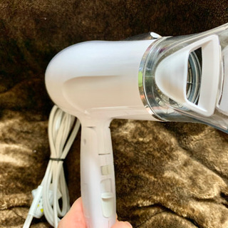 【汚れ傷なしほぼ新品 値引き可能】HUGE ヘアドライヤーの画像