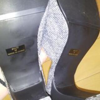 値下げしました★美品★ミュールの画像