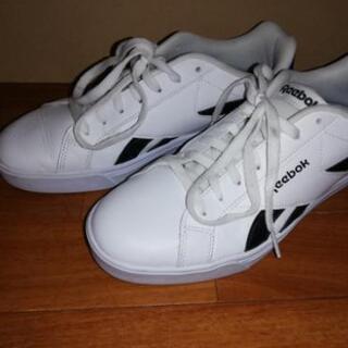 Reebok スニーカー