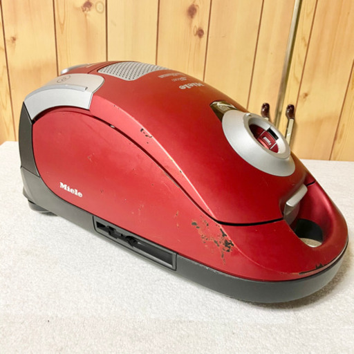 Miele ミーレ 掃除機 紙パック式 掃除機 S4580 ドイツ製 レッド