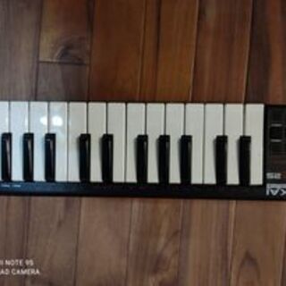 midi piano akai LPK 25 ピアノ