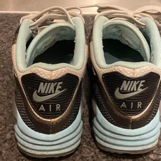 NIKE スニーカーの画像