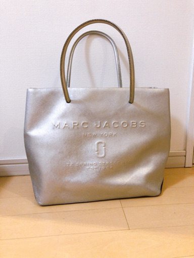 MARC JACOBS シルバー トートバッグ