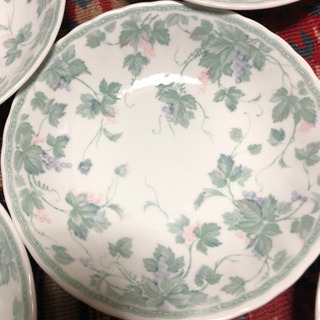 深めのお皿セット　の画像