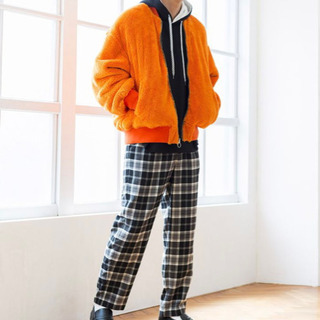 新品未使用　WEGO　リバーシブルボアMA-1　オレンジの画像