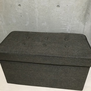 無料　収納ボックス　スツールとしても使用可能　取りに来てくれる方