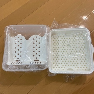 哺乳瓶　レンジ消毒器の画像