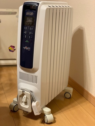 ■美品■　デロンギ　ドラゴンデジタルスマート　オイルヒーター　3〜8畳用