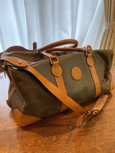 革製　ボストンバッグ　イタリア製