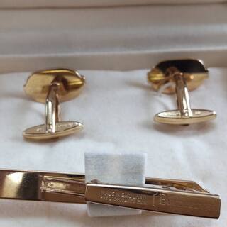 BURBERRY　カフスボタンネクタイピンセットの画像