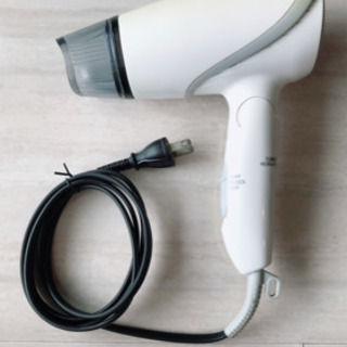 マイナスイオンヘアードライヤー ニトリ 那覇市引渡し