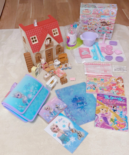おもちゃ　女の子　ディズニー　シルバニア　プリンセス