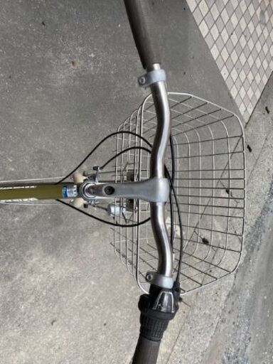 26インチ　シティサイクル６速　ブラック×ブラウン　前カゴ、ライトつき　鹿児島市