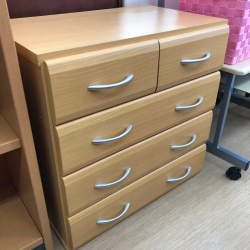 中古品☆小さめ4段チェスト☆クローゼットや押入の中の整理にも良さそうです