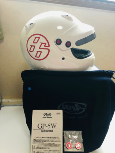 中古・引き取り可能な方限定】Arai アライ GP-5WP四輪用 フルフェイスヘルメット LLサイズ 61-62 ホワイト ラリー カート レース サーキット 競技用 自動車 その他付属　 SparcoレーシングスーツXL・ブーツsize 11・グローブsize 11