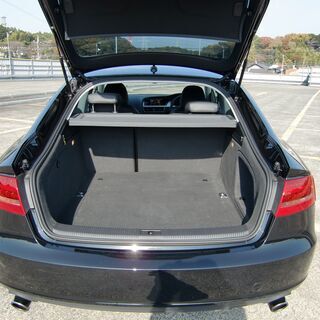 埼【自社ローン】★保証人無し★全国対応★AUDI★A5スポーツバック★4WD★パドルシフト★2.0TFSI★地デジ★ETCの画像
