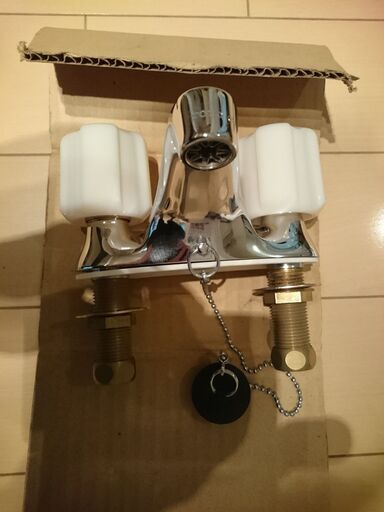 TOTO　台付ツーハンドル混合水栓（水栓金具）