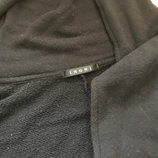 カーディガン　黒の画像