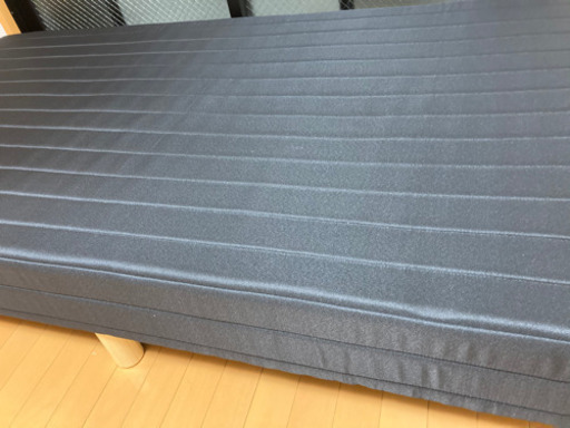 【美品】マットレス足つきベッド　シングル