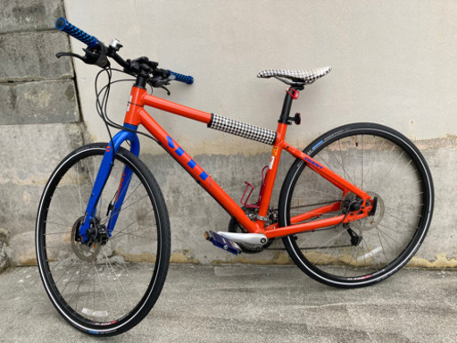 GIANT クロスバイク ＋自転車保管用のポール