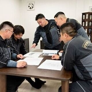 【月給25万~！】未経験"大"歓迎！重機に興味がある、今より稼ぎたい…最初のきっかけは何でもOK！機械設備据付作業員の画像