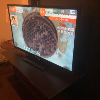 Panasonic 32インチ美品　TV台付き