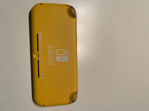 Switchライト　イエロー　使用一回のみ