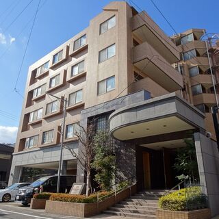 鹿児島市中心地まで徒歩圏内長田町中古マンション４ＬＤＫ。