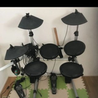 電子ドラム（少しジャンク）の画像