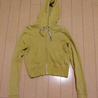 【無料】ユニクロ　レディース　パーカー