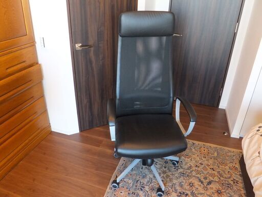 ★引き取りにこれる方限定★いす・チェア　デスクチェア　IKEA　イケア　MARKUS　マルクス　オフィスチェア