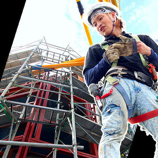 身につけた技術は一生もの！！転職支援中☆足場工事作業員【未経験月給30万円可能！】の画像