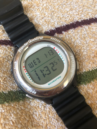 【値下げ！】ダイビングコンピュータ(スキューバプロXtender Quattro)