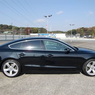 東【自社ローン】★保証人無し★全国対応★AUDI★A5スポーツバック★4WD★パドルシフト★2.0TFSI★地デジ★ETCの画像