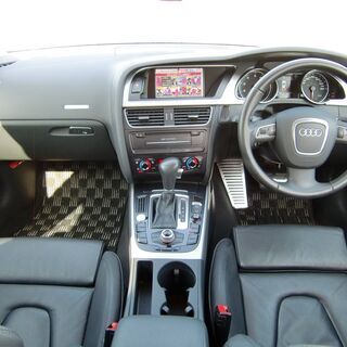 東【自社ローン】★保証人無し★全国対応★AUDI★A5スポーツバック★4WD★パドルシフト★2.0TFSI★地デジ★ETCの画像