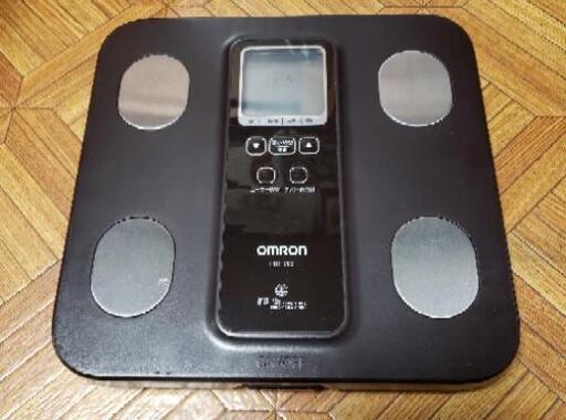 体組成計　OMRON HBF-203