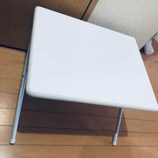 折りたたみテーブル40x50cmの画像