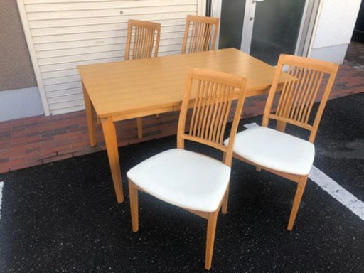 美品■大塚家具　ダイニングテーブル　セット　ダイニングチェア　4点　高級家具　木製　ホワイト