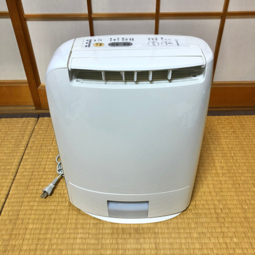 デシカント式 衣類乾燥除湿機 Panasonic F-YZL60 ホワイト