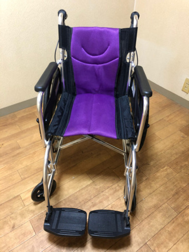 ⭐︎更に！値下げ⭐︎車椅子　自走式　カドクラ製
