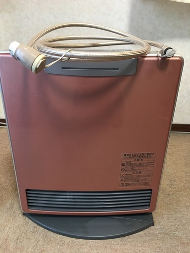 リンナイ　ガスファンヒーターピンク色