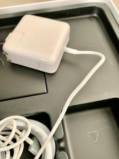 【大幅値下げ】MacBook Air 2015年モデル 13インチ 【おまけ付き】