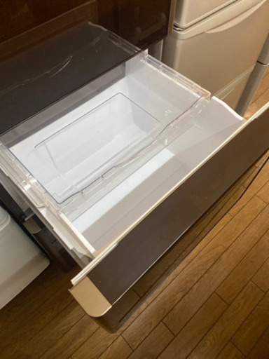 （J3）日立　3ドア冷蔵庫　R-S3200FV 315L 自動製氷機能付き　2015年式