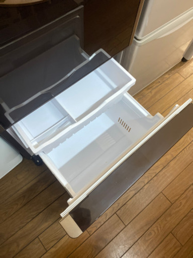 （J3）日立　3ドア冷蔵庫　R-S3200FV 315L 自動製氷機能付き　2015年式