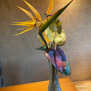造花と花瓶のセット の画像